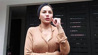 Nikita Mirzani Sudah Ditahan Di Bali Sekarang